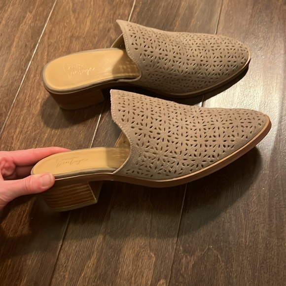 Crown Vintage suede mule - Picture 5 of 5